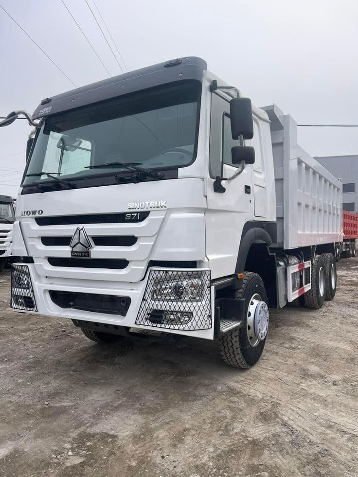 Logistics truck